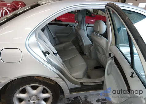 2004 Mercedes-Benz C 240 4Matic from USA, damaged, VIN WDBRF81J34F460296